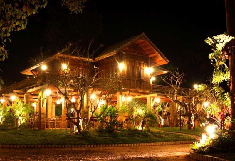 Sai Ngam Beach Resort Pathio Exterior photo